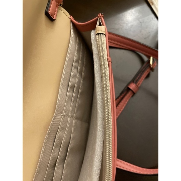 Nine West Crossbody Wallet Bag NWT - Picture 5 of 7